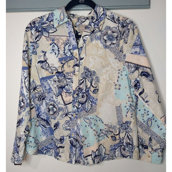 Chico’s Size 1 (S) Blue Gray Floral Cotton Button Front Long Sleeve Blouse - Picture 2 of 6